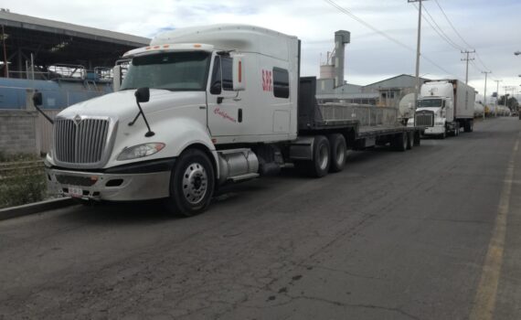 Trailer semi lowboy
